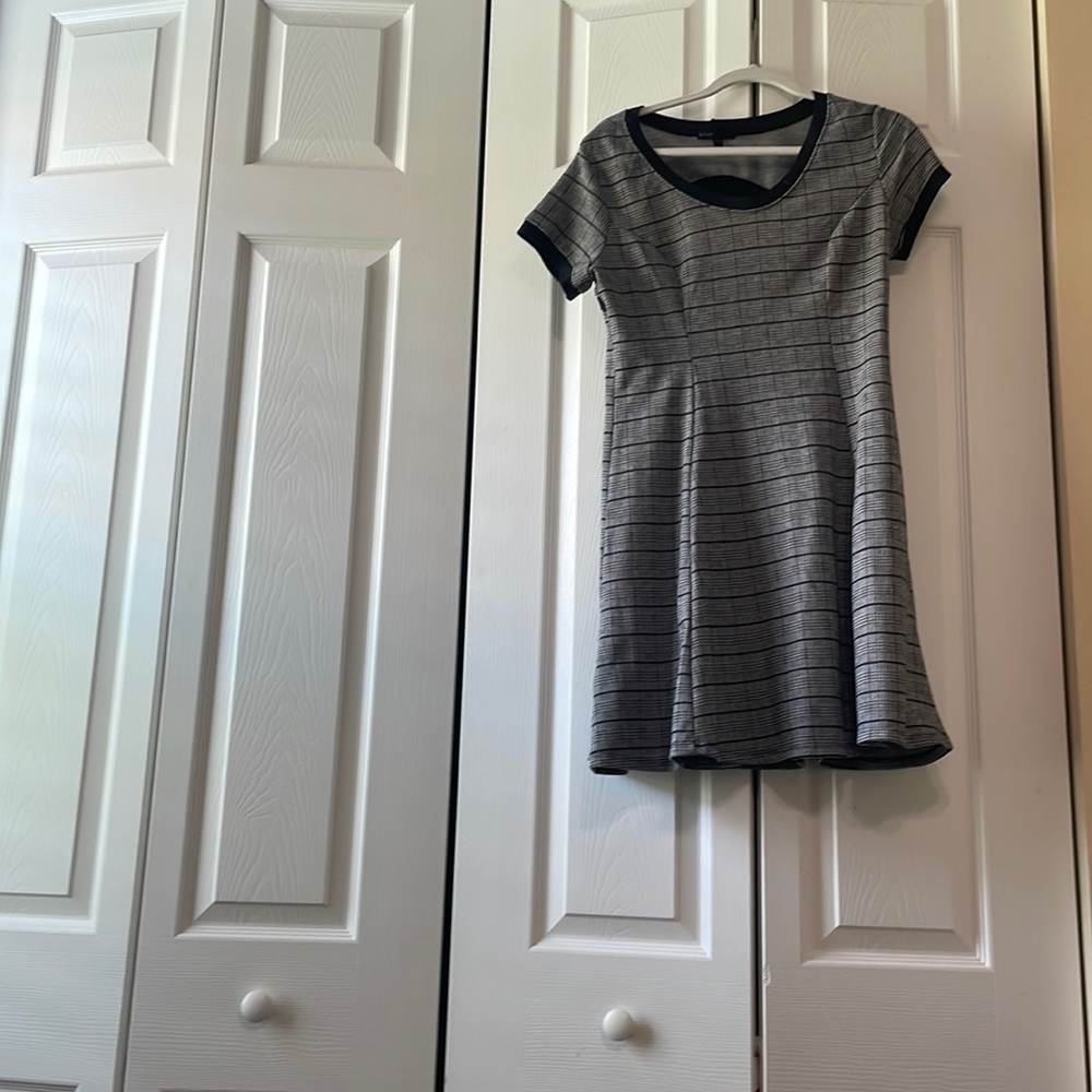 Black and white beautiful business casual dress